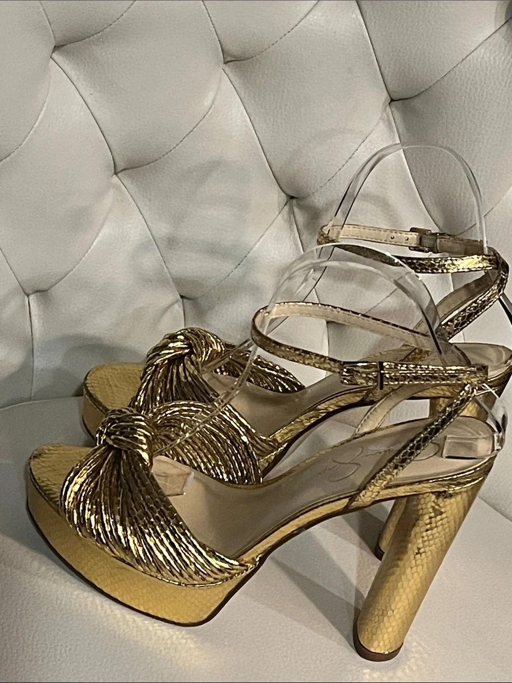 Jessica Simpson glam metallic